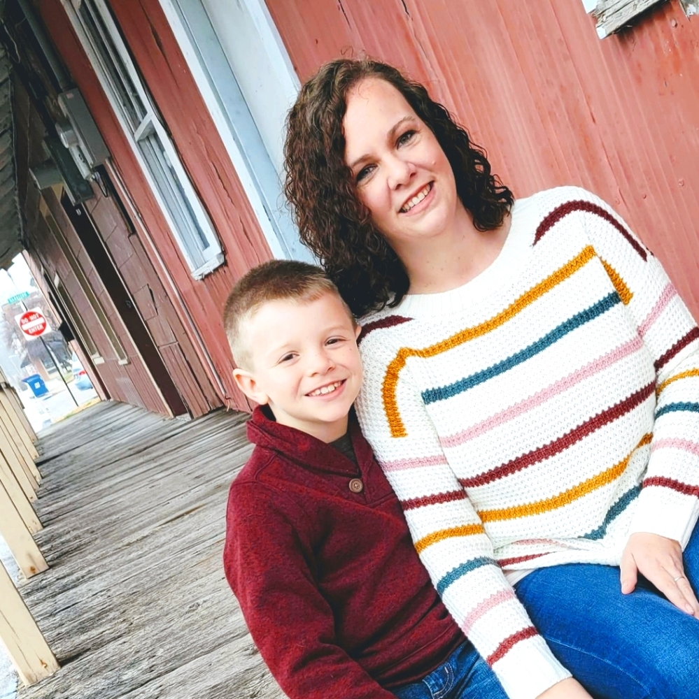 Meet your Posher, Courtney